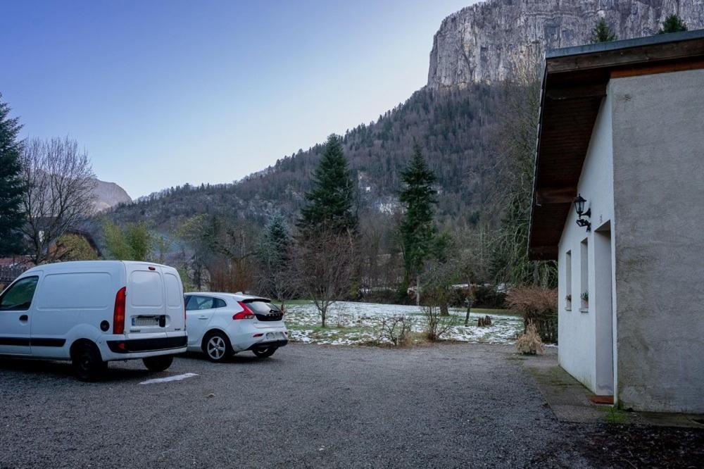 La Maison Des Jolicoeurs Saint-Christophe-sur-Guiers Kültér fotó