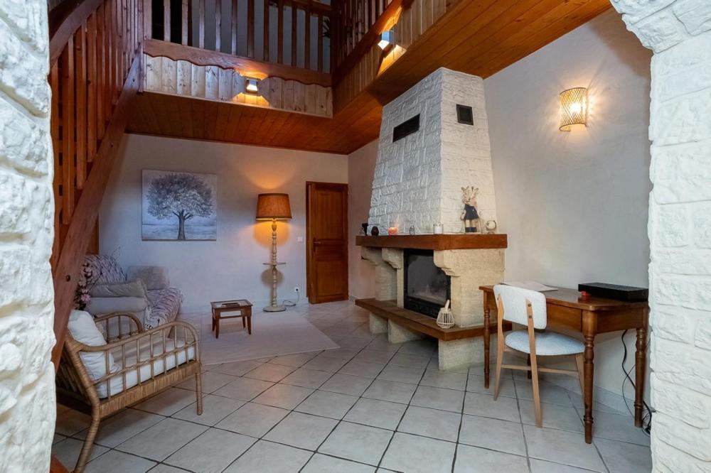 La Maison Des Jolicoeurs Saint-Christophe-sur-Guiers Kültér fotó